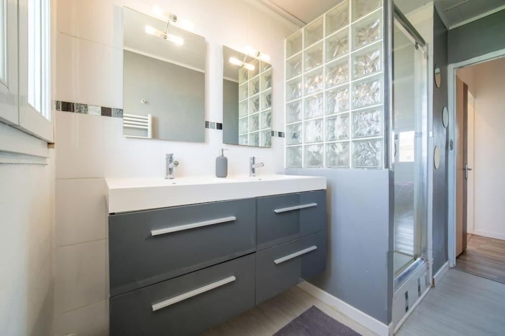 Air-Conditioned Apartment Sleeps 4 To 6 Parking Μασσαλία Εξωτερικό φωτογραφία